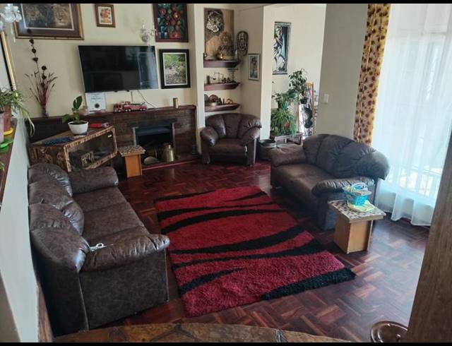 3 BEDROOM HOUSE FOR SALE IN SUNNYRIDGE
